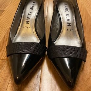 Anne Klein Pumps